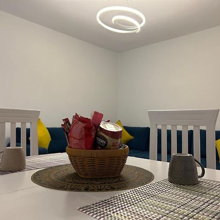 Appartamento Skanderbeg Apartament Tirana Esterno foto